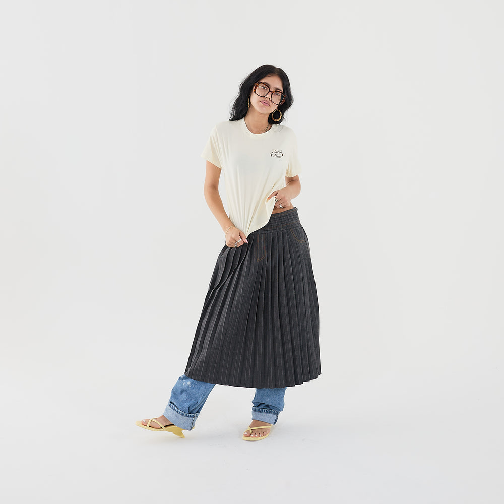 Earth Music Cropped Tee (Creme)